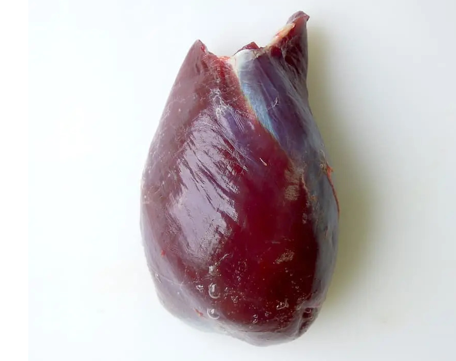 阿波地美栄鹿モモシンタマ